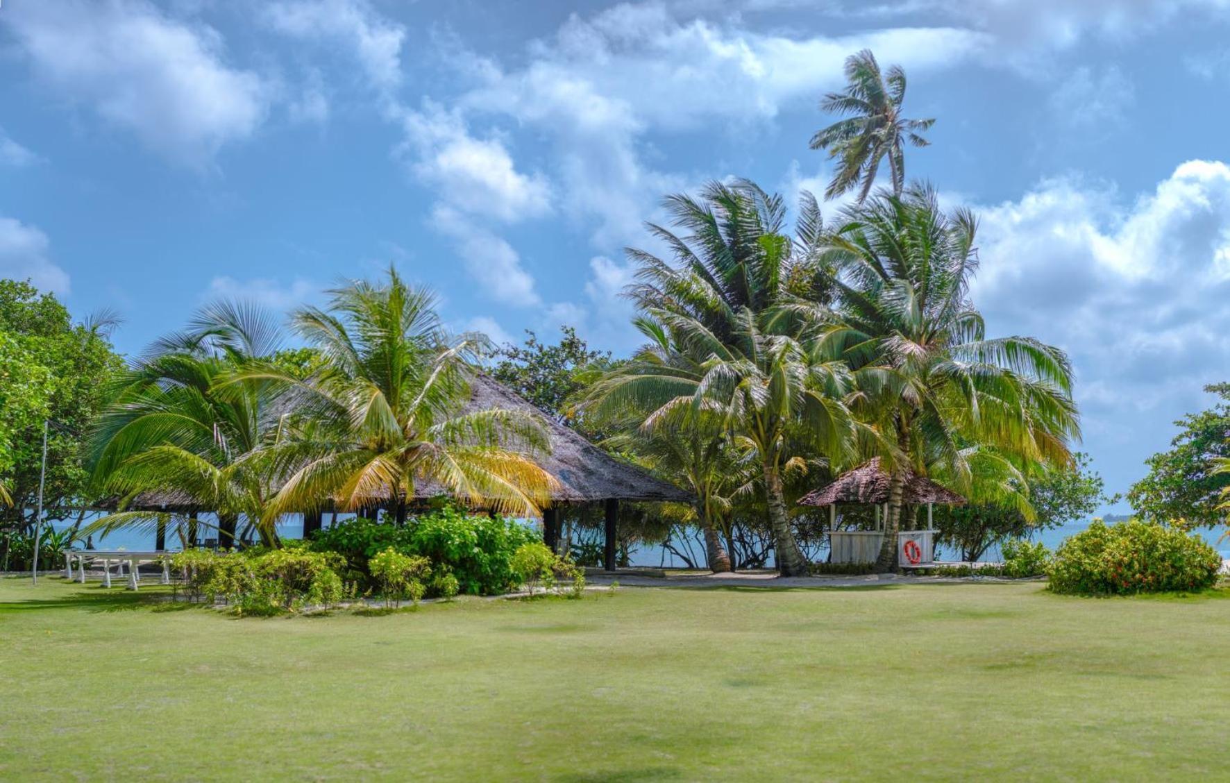 Trikora Beach Club And Resort Teluk Bakau Exteriér fotografie